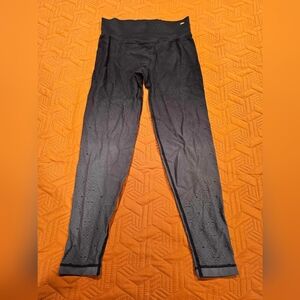 Victoria's Secret PINK Sport Ombre Size Medium